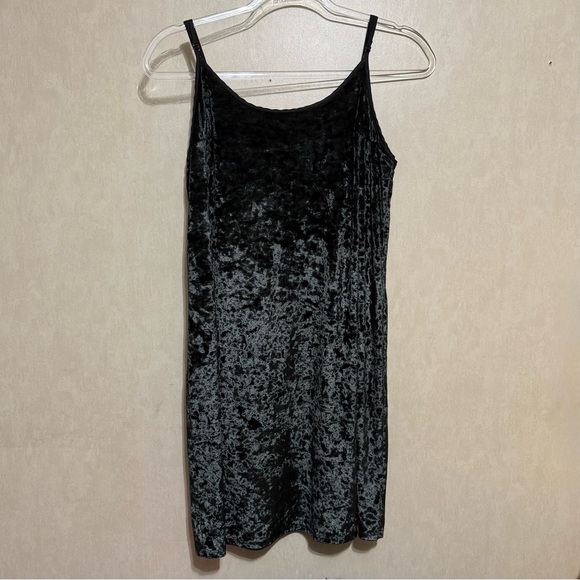 Victorias Secret Luxe Soft Slip Black Crushed Velvet Nightgown Nightie - Picture 1 of 5